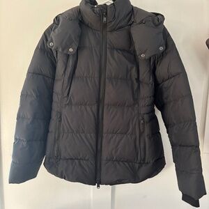 Athleta puffer Jacket LP